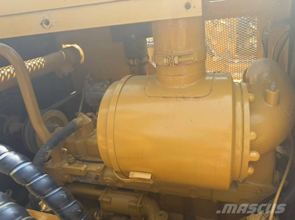 CAT D 7 G Buldožerji goseničarji