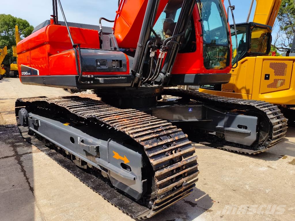 Doosan DX340LC-9C Raupenbagger