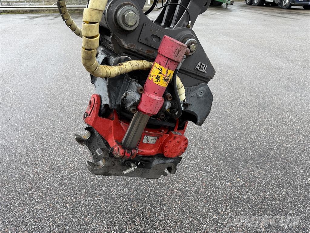 Mecalac 714MW Pyöräkaivukoneet