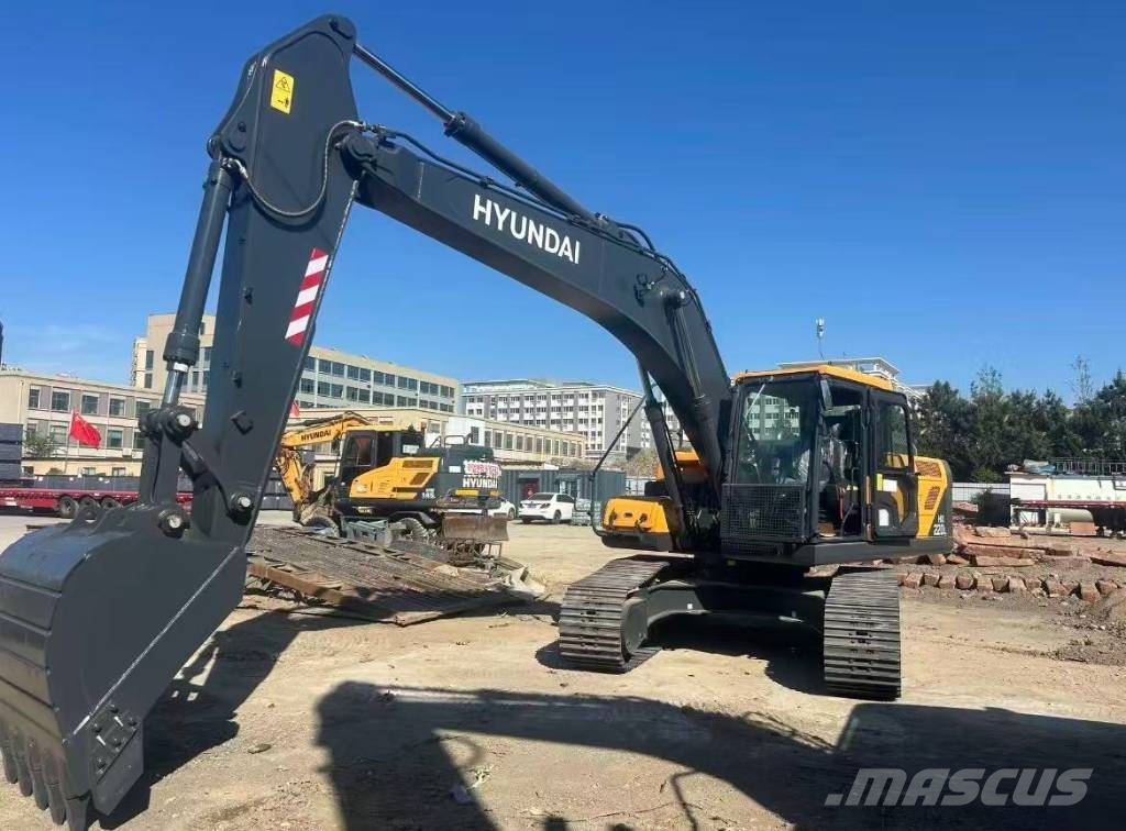 Hyundai HX 220 HD Bageri guseničari