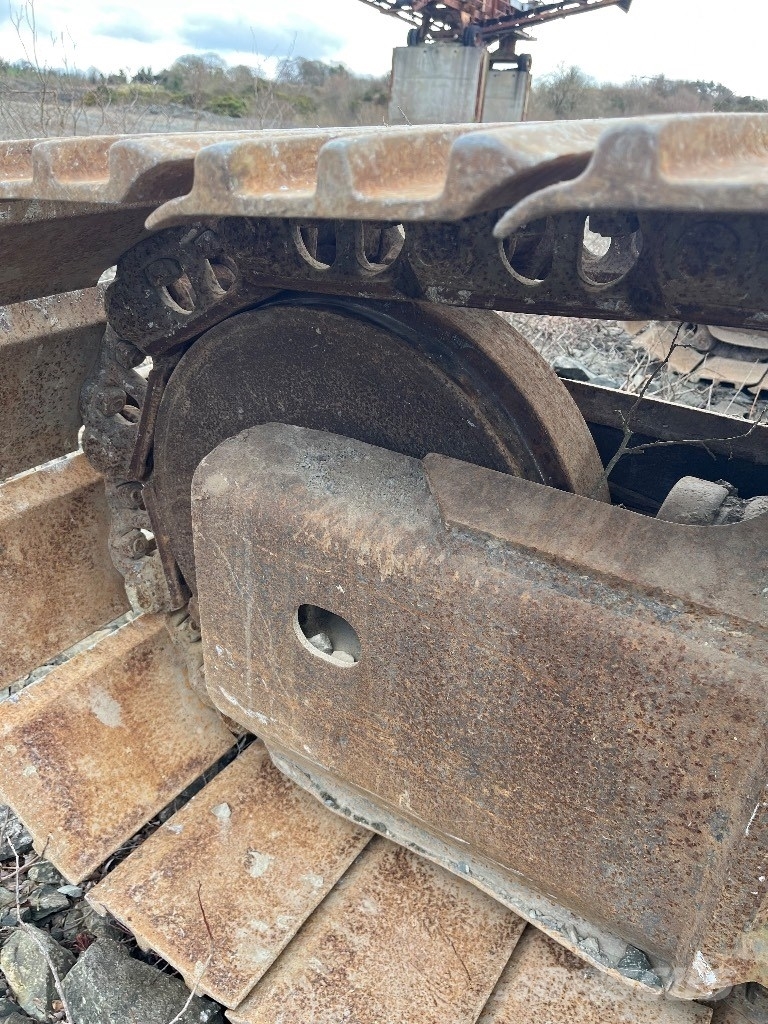 Komatsu PC 210 LC-8 履带挖掘机