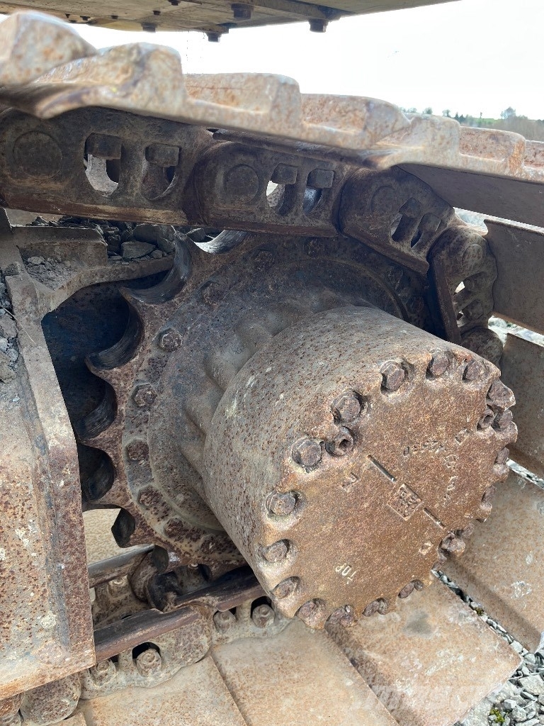 Komatsu PC 210 LC-8 履带挖掘机
