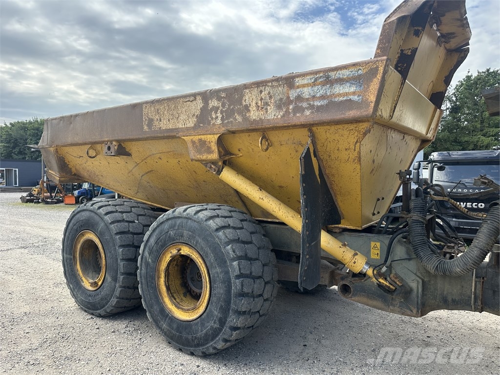 Komatsu HM 300-2 Karjeriniai savivarčiai