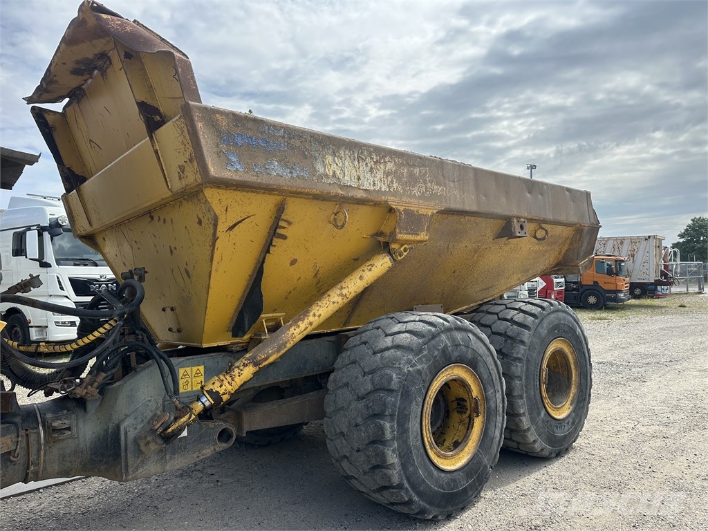 Komatsu HM 300-2 Karjeriniai savivarčiai