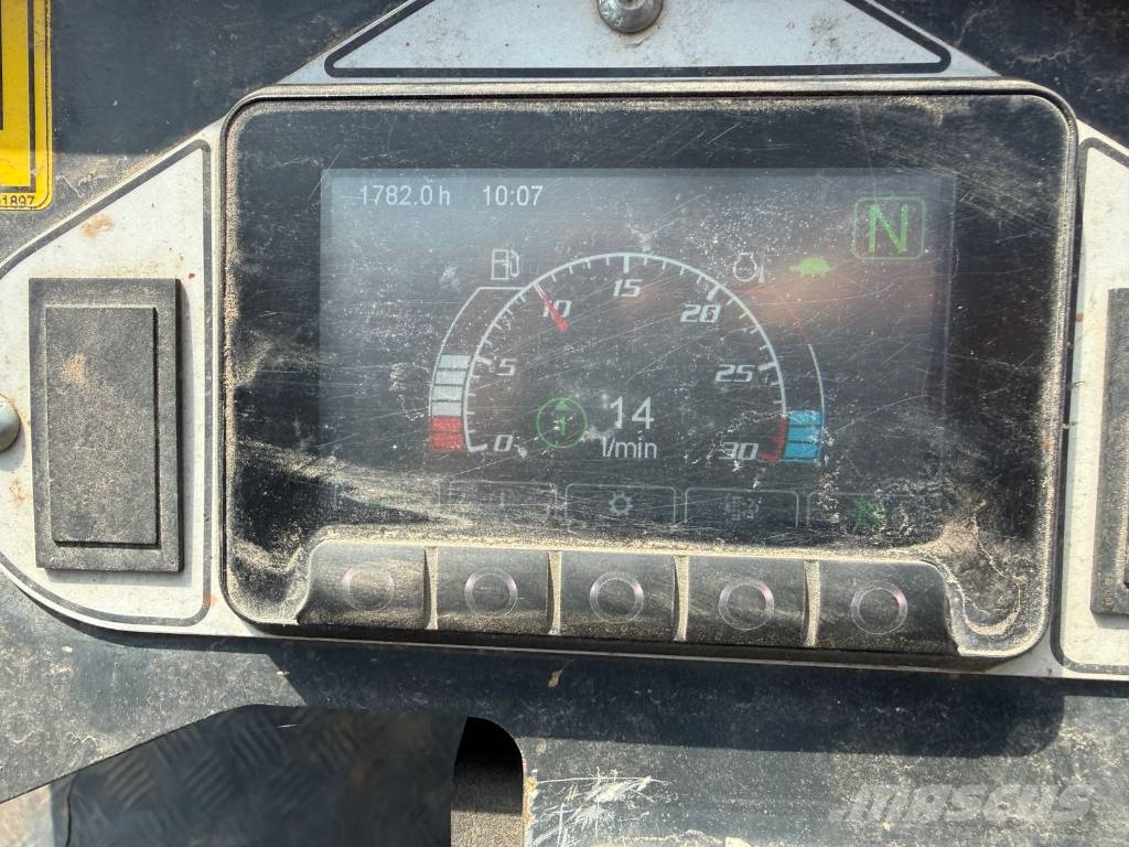 Norcar A7750 Automotive Teleskoop rataslaadurid