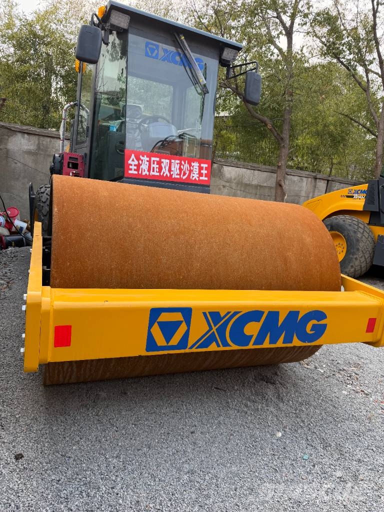 XCMG XS123J   Source factory 單輪滾壓機