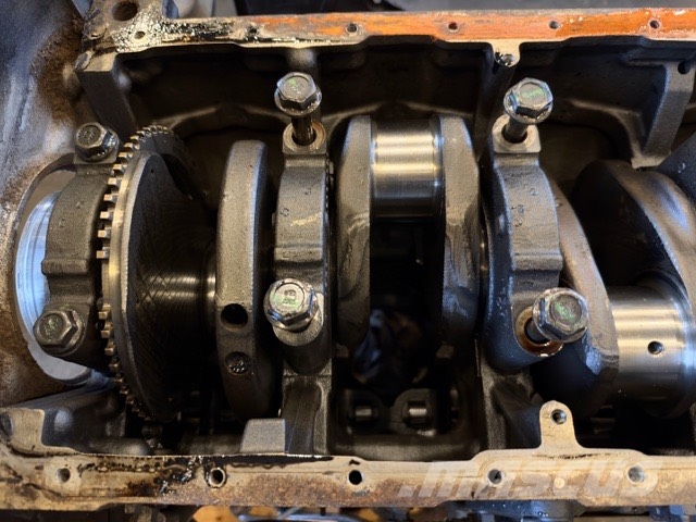 Hitachi ZW 310-6 USED ENGINE CUMMINS QSL9 Motory