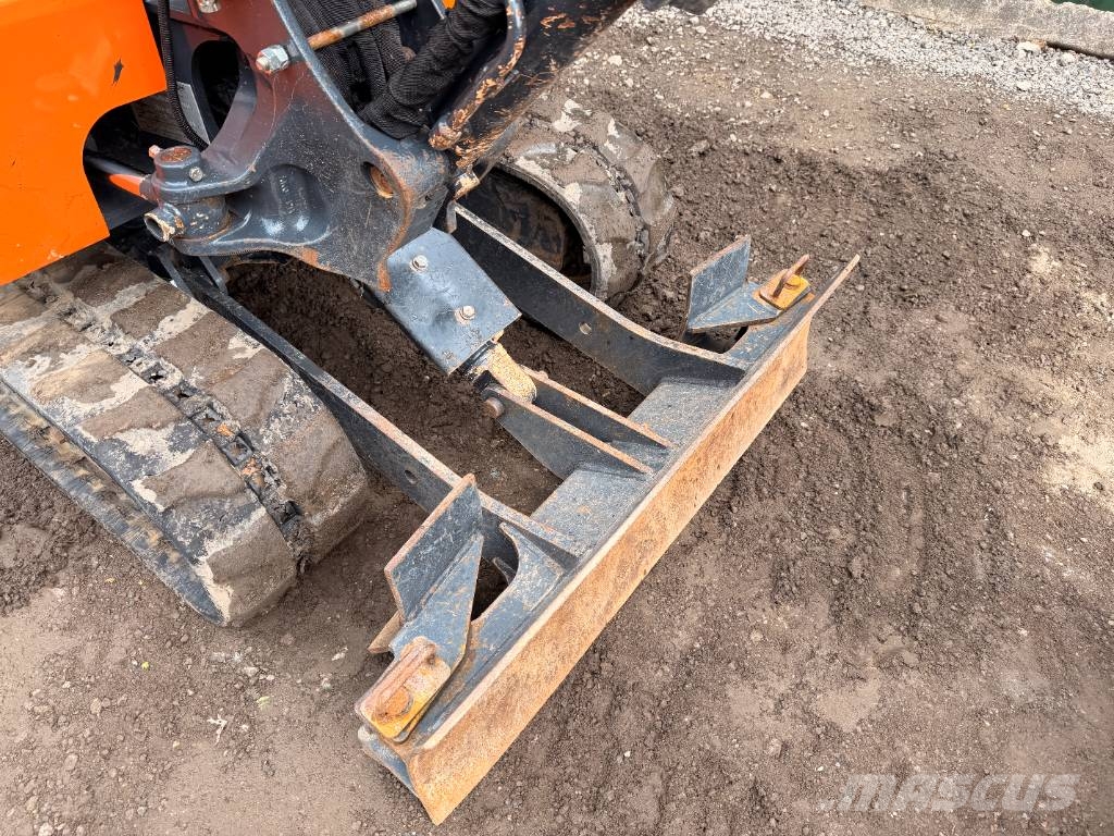 Hitachi ZX 17 U-6 Εκσκαφάκι (διαβολάκι) < 7t
