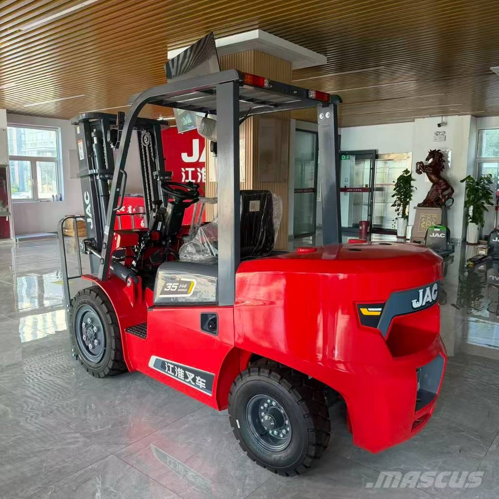 JAC CPCD 30 Reach trucks