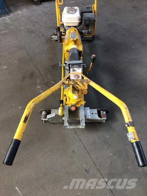 Robel 30.82 RKS COACHSCREWING MACHINE Rail Rautateiden kunnossapito