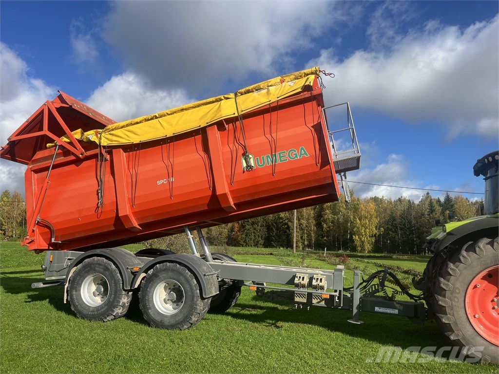 Umega SPC18 Tipper trucks