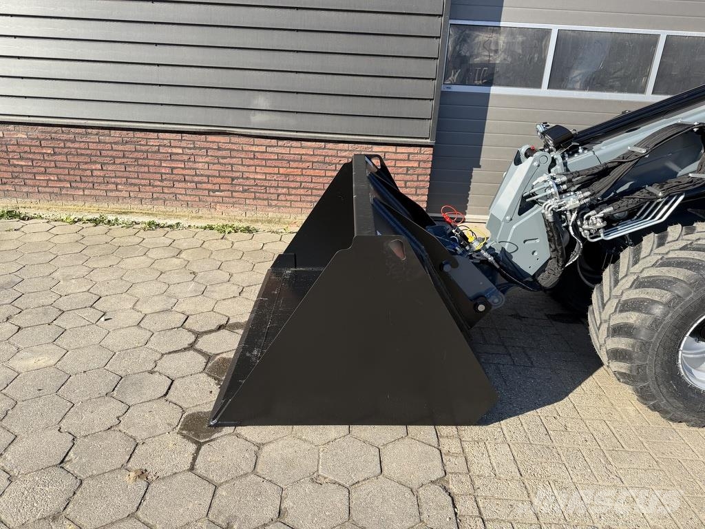 GiANT G3500 TELE minishovel NIEUW €960 LEASE Pyöräkuormaajat