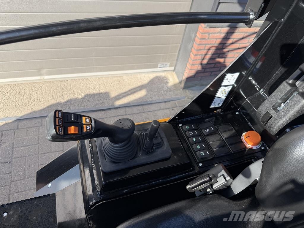 GiANT G3500 TELE minishovel NIEUW €960 LEASE Naudoti ratiniai krautuvai