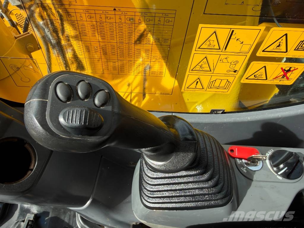 Komatsu PC 138 US-11 13 Ton Excavator Gravemaskiner på larvebånd