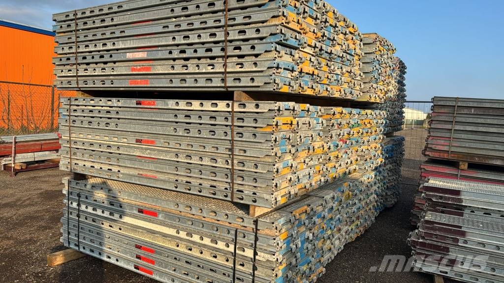 Layher Allround 1000m² (2,57m/0,73m) Scaffolding equipment
