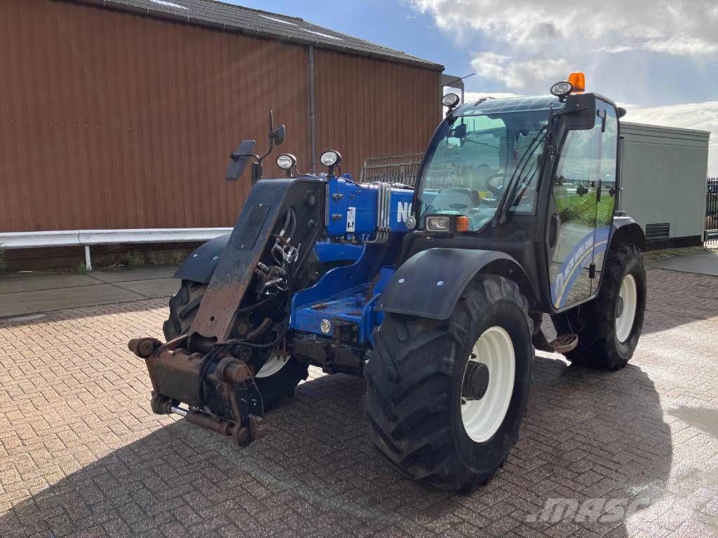 New Holland LM7.35 DA Teleskopiskie manipulatori