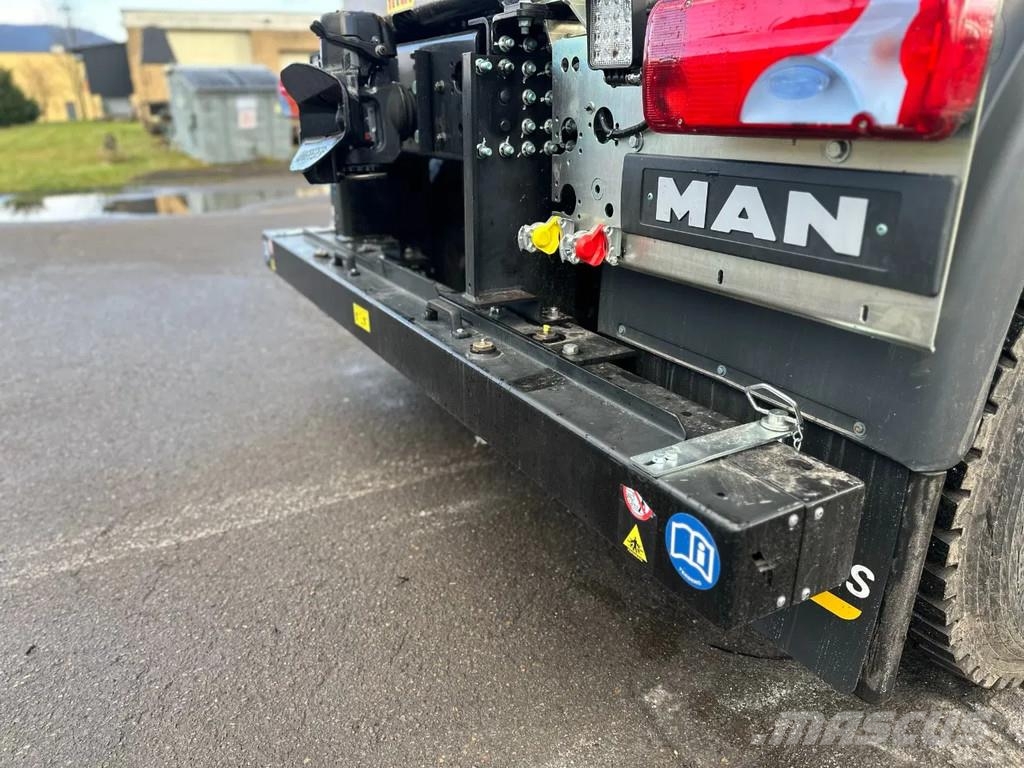 MAN TGS 33.480 MAN TGS 33.480 6x4 Euro6e Abrollkipper Hook lift trucks