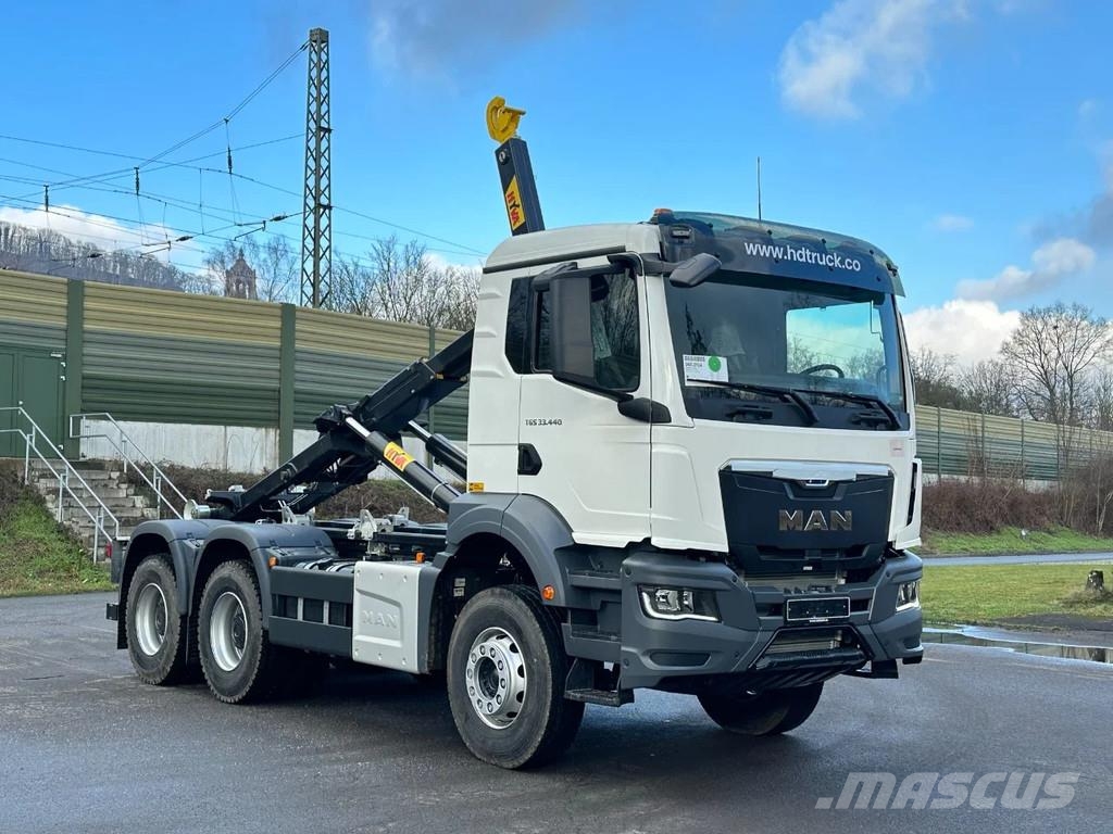 MAN TGS 33.480 MAN TGS 33.480 6x4 Euro6e Abrollkipper شاحنات الرافعات الخطافية