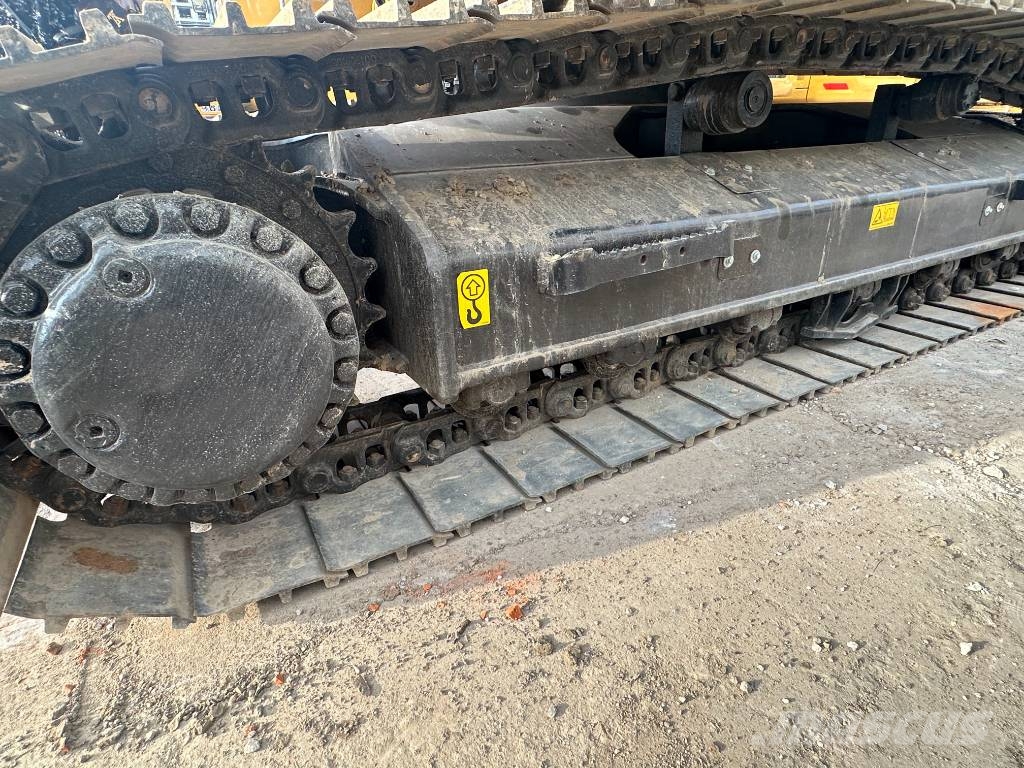 CAT 325D2L 3000 units excavators in stock Pelle sur chenilles