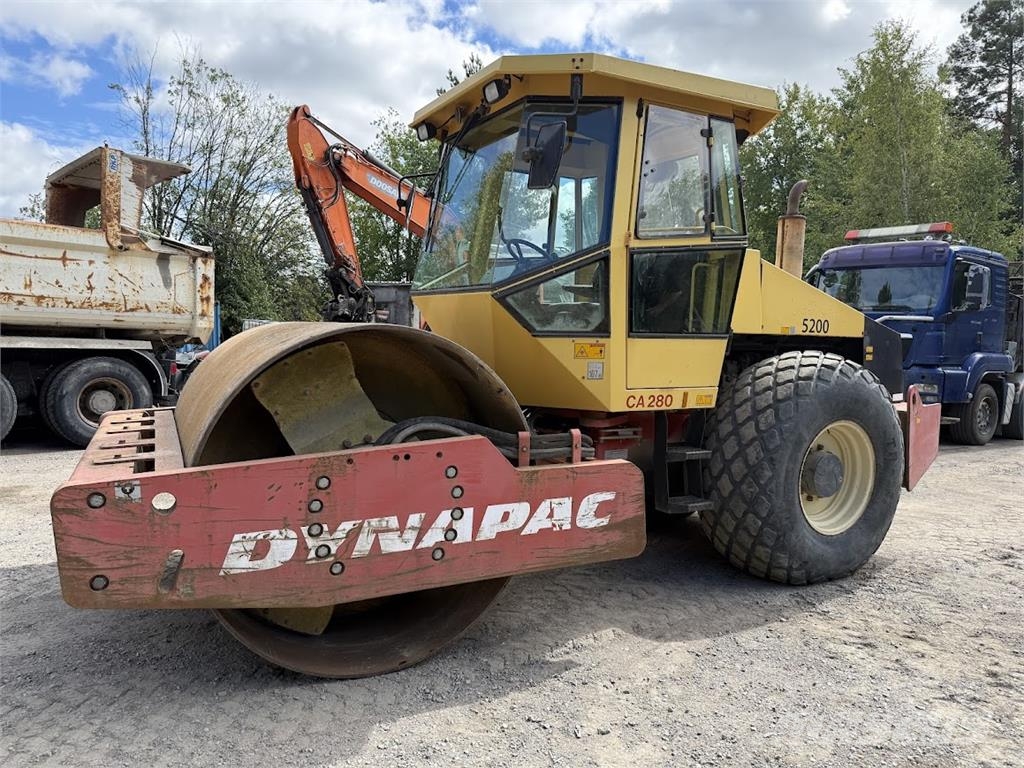 Dynapac CA280D Single drum rollers