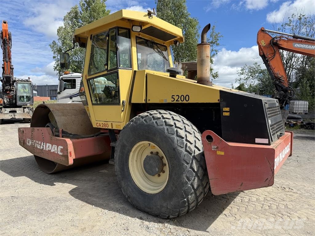 Dynapac CA280D Single drum rollers