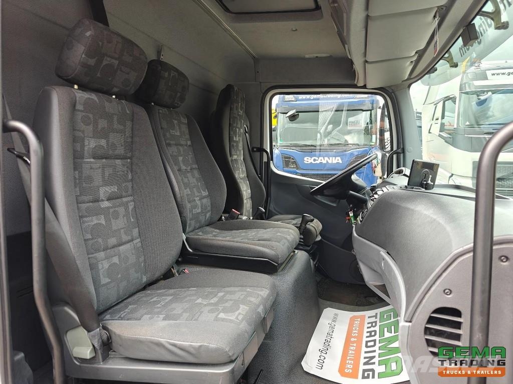 Mercedes-Benz ATEGO 816 4x2 Day Cab (3 pers) Euro4 - Enclosed Bo Box trucks