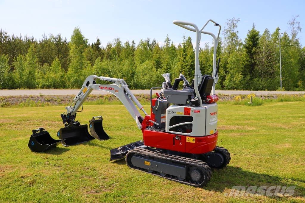Takeuchi TB210R 小型挖土機/掘鑿機<7t(小型挖掘機)