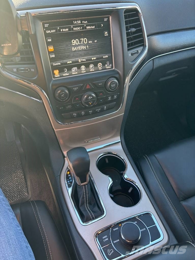 Jeep Grand Cherokee Ltd. 3.0 MJET mit Standheizung Biler
