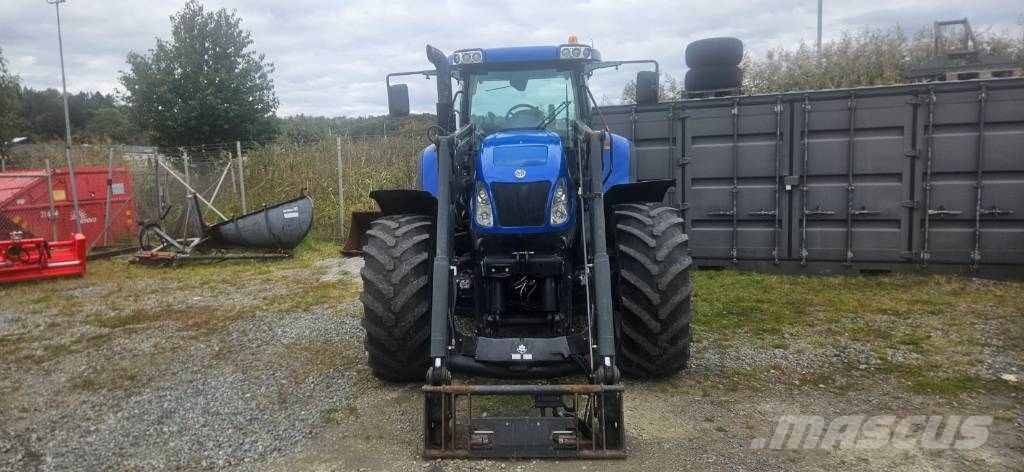 New Holland TVT 190 Frontlyft lastare 트랙터