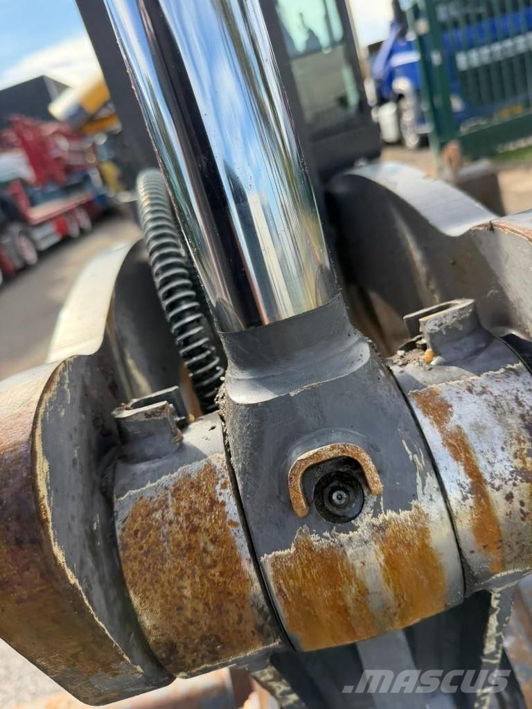 Volvo ECR 88 D TRIPPLE ARM / Verstellausleger - *999h* O Midibagger 7t - 12t