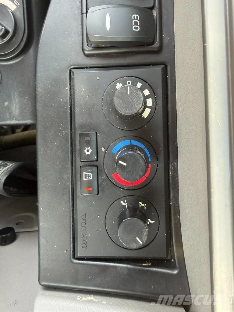 Volvo ECR 88 D TRIPPLE ARM / Verstellausleger - *999h* O Midibagger 7t - 12t