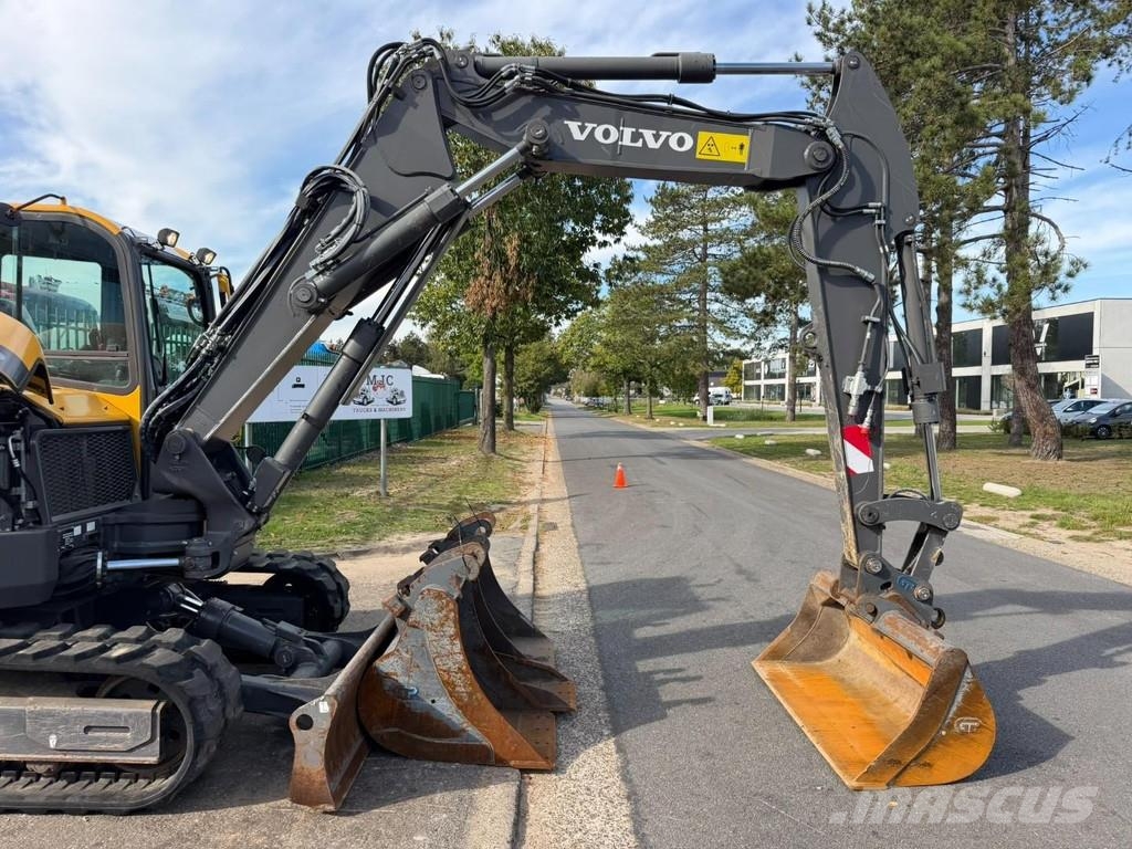 Volvo ECR 88 D TRIPPLE ARM / Verstellausleger - *999h* O Midibagger 7t - 12t