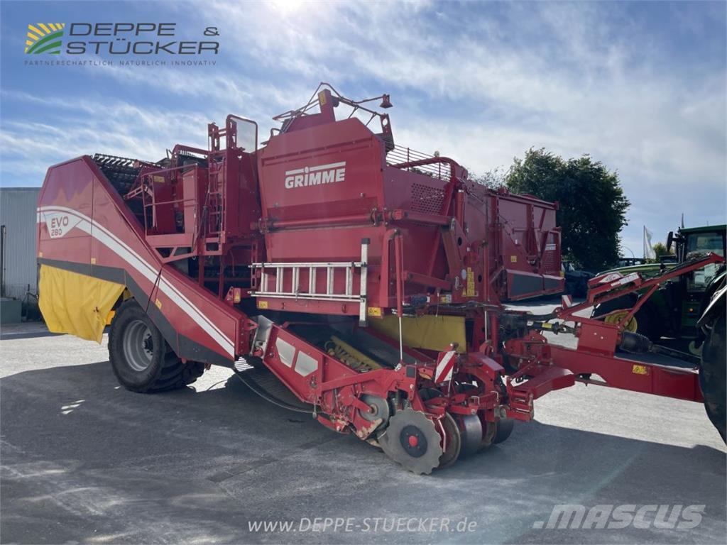 Grimme EVO 280 Sipulinnostokoneet
