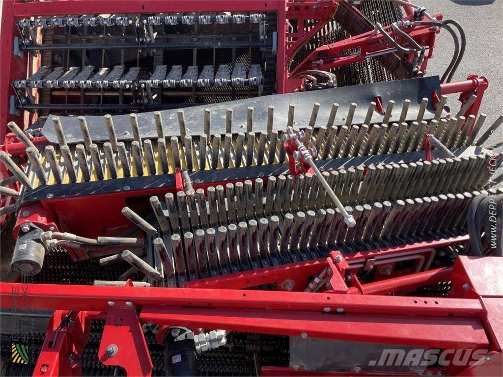 Grimme EVO 280 Sipulinnostokoneet