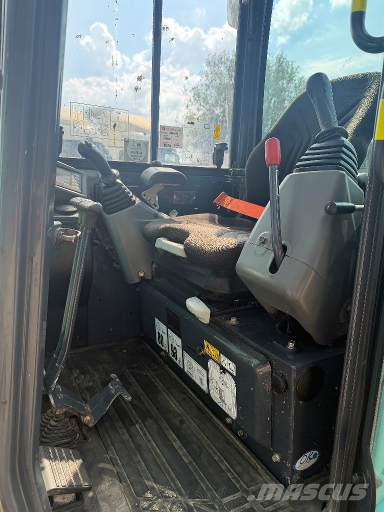 Kobelco SK25SR-6E Міні-екскаватори < 7т