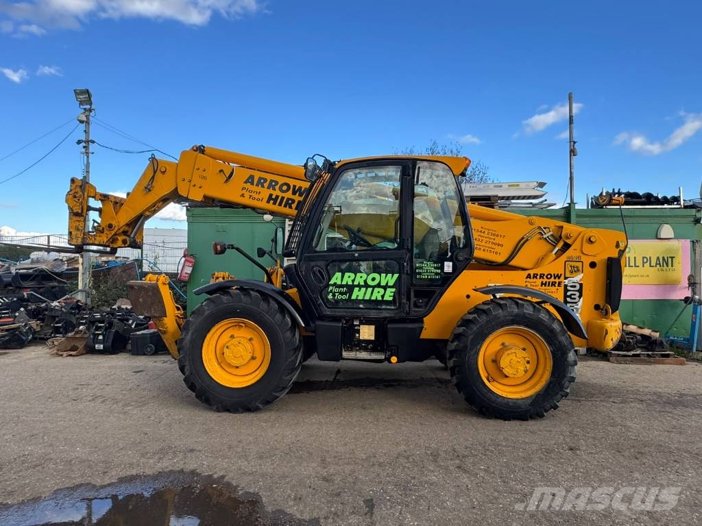 JCB 535-140 Telehandler مناولات متداخلة