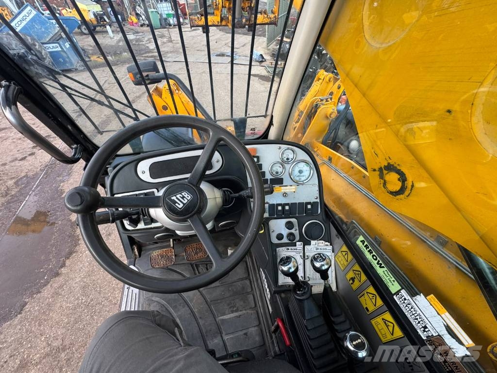 JCB 535-140 Telehandler مناولات متداخلة