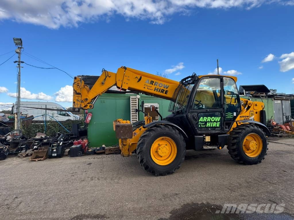 JCB 535-140 Telehandler مناولات متداخلة