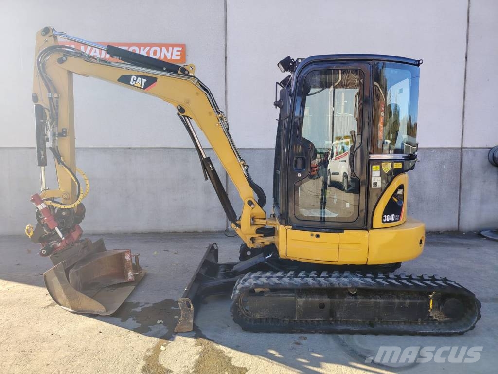CAT 304 D CR Minibagger < 7t