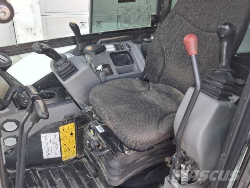 Bobcat E 55 z Minibagger < 7t