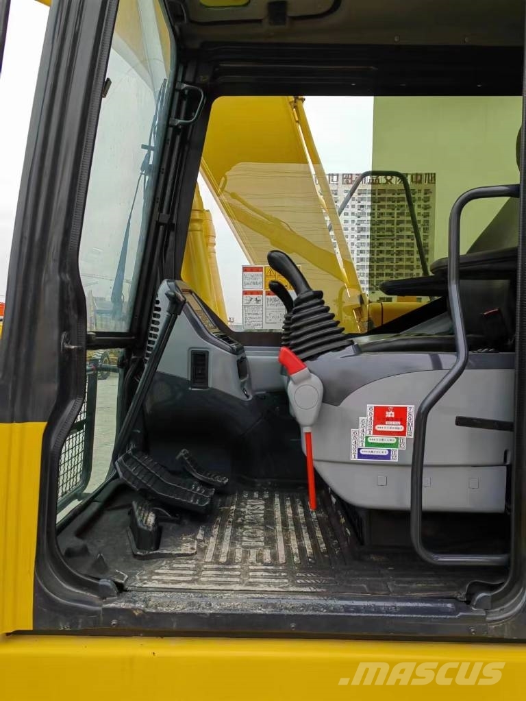 Komatsu PC 130-7K 中型挖掘机