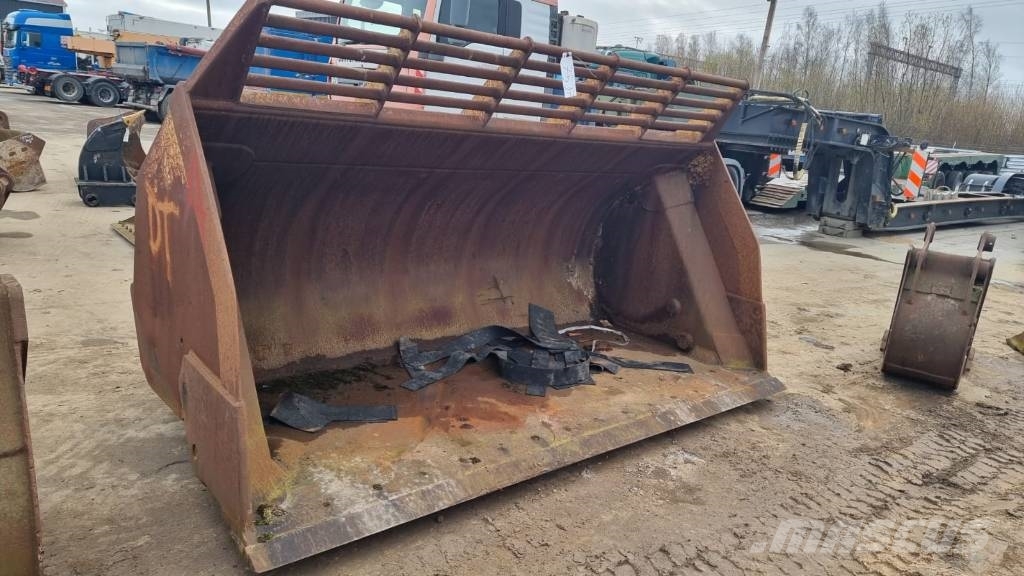 HIGH TIP LOADING BUCKETS FOR WHEELED LOADERS 鏟斗