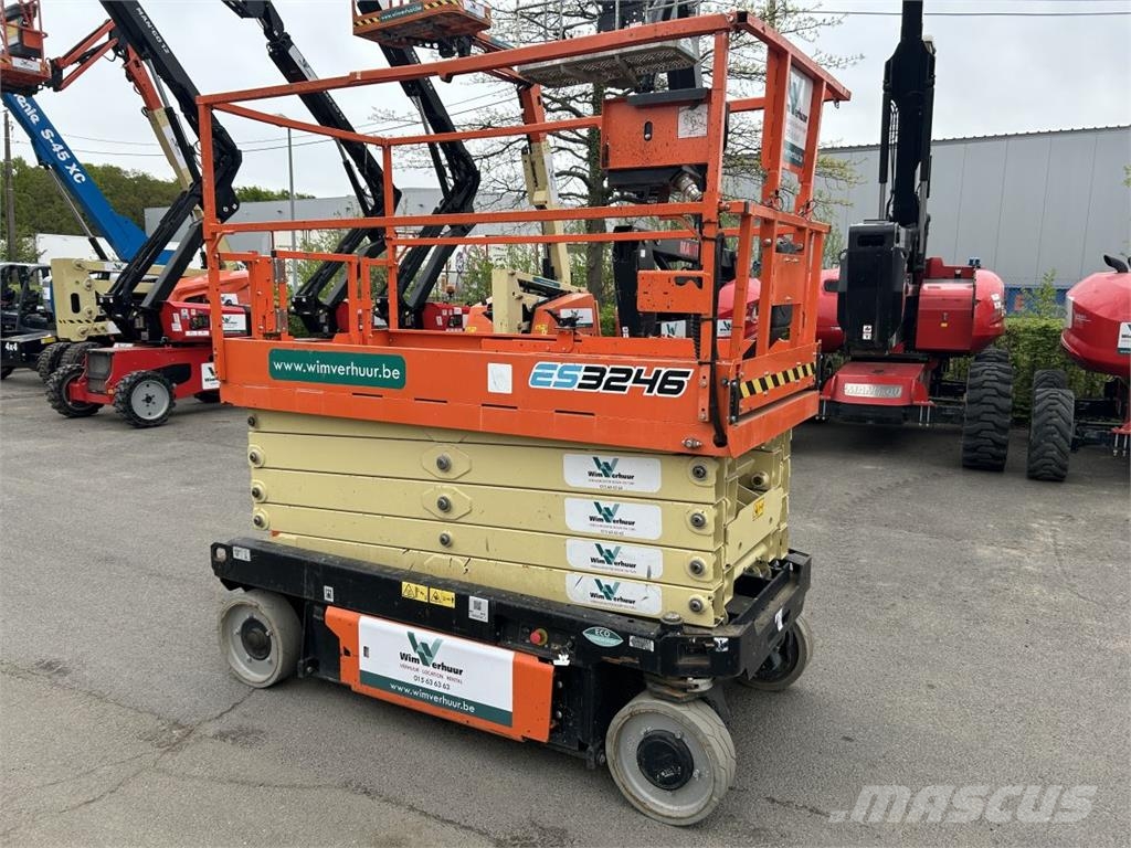 JLG 3246ES (6778) Käärtõstukid