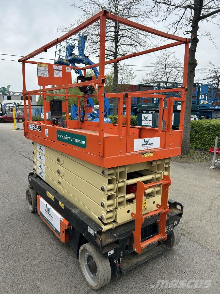 JLG 3246ES (6778) Käärtõstukid