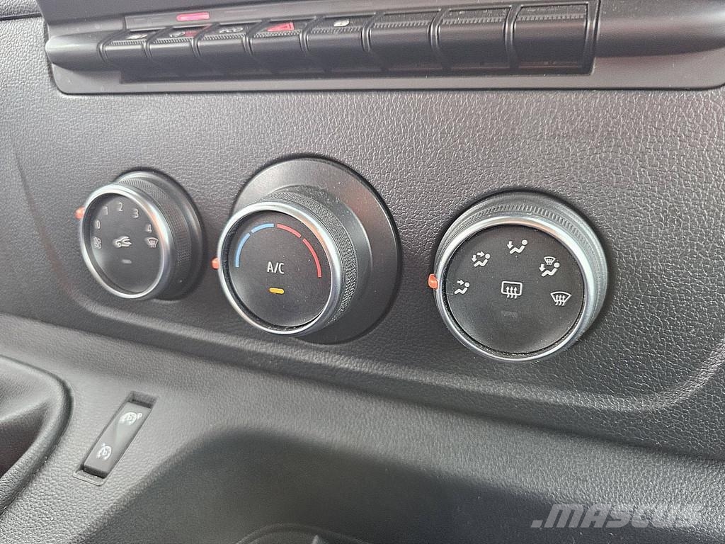 Renault Master 2.3 DCI 150 RED L3H2 パネルバン