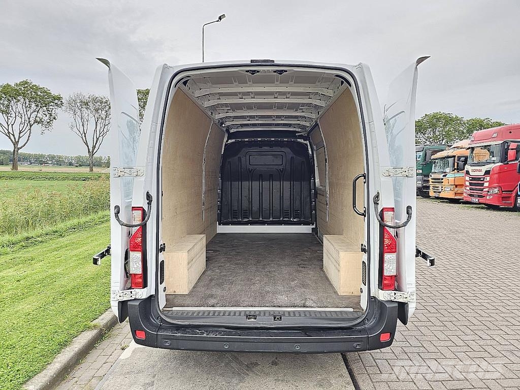 Renault Master 2.3 DCI 150 RED L3H2 パネルバン
