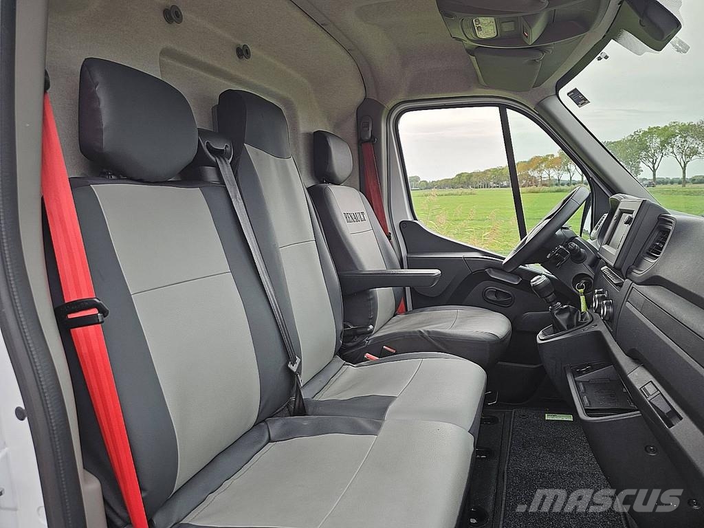 Renault Master 2.3 DCI 150 RED L3H2 パネルバン