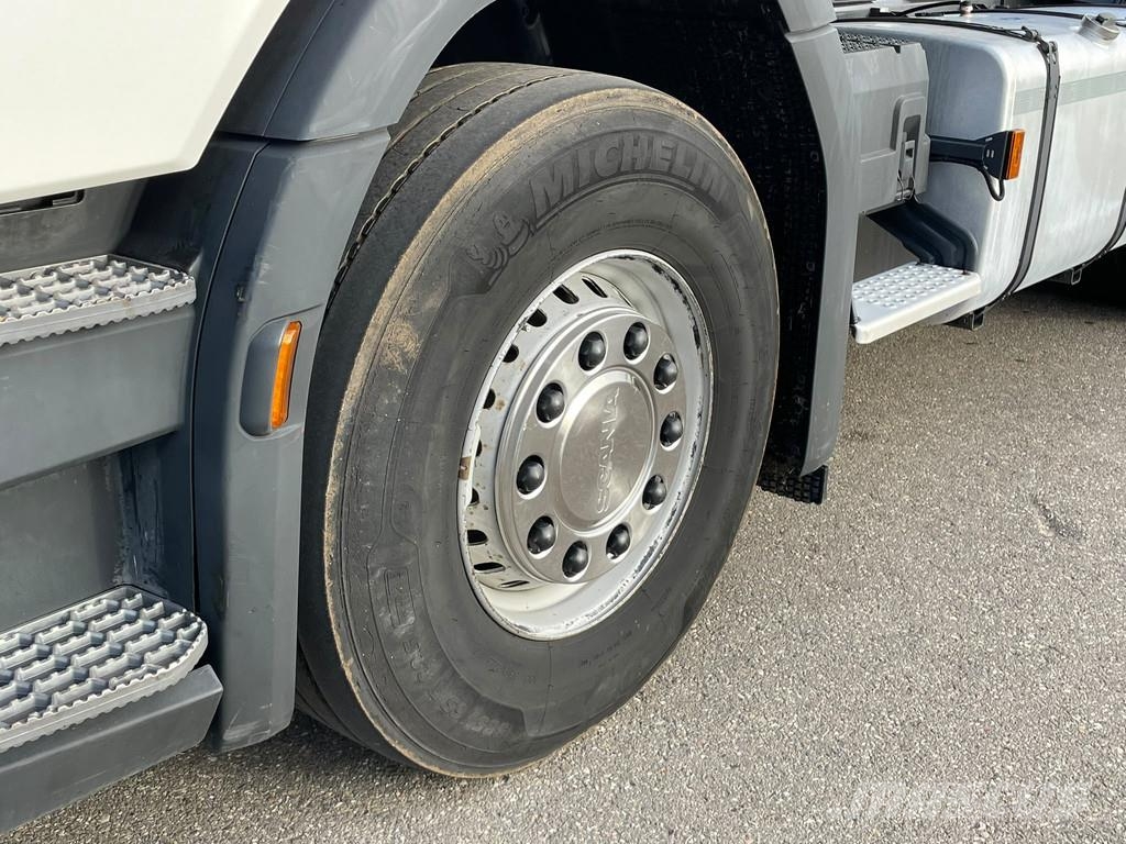 Scania R 730 A6X4NZ وحدات الجر