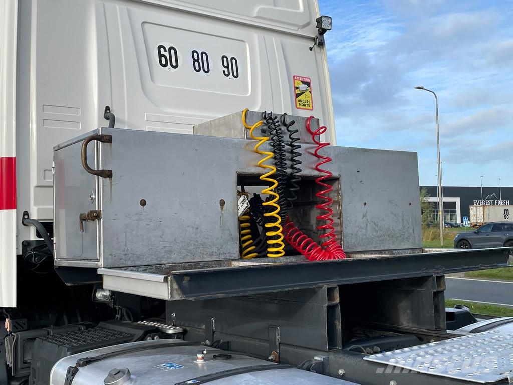 Scania R 730 A6X4NZ 中古トラクターヘッド | トレーラーヘッド