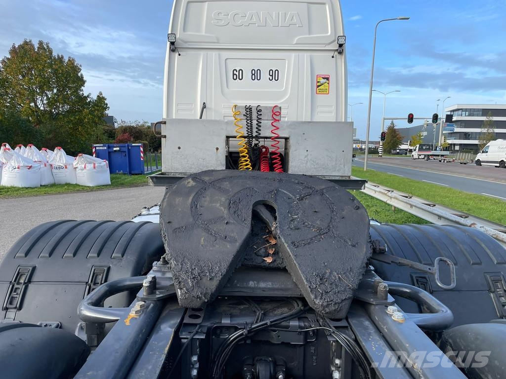 Scania R 730 A6X4NZ 中古トラクターヘッド | トレーラーヘッド